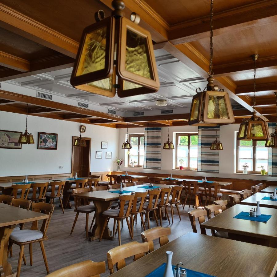 Gasthaus Schoellmann Feuchtwangen Exterior foto