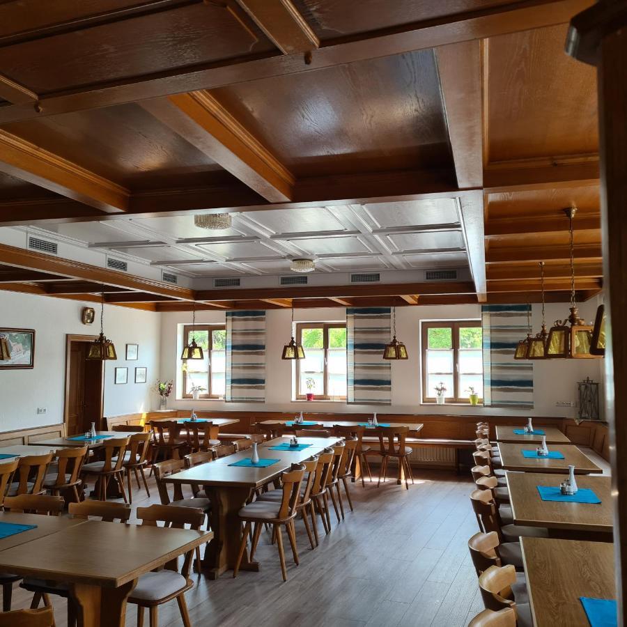Gasthaus Schoellmann Feuchtwangen Exterior foto